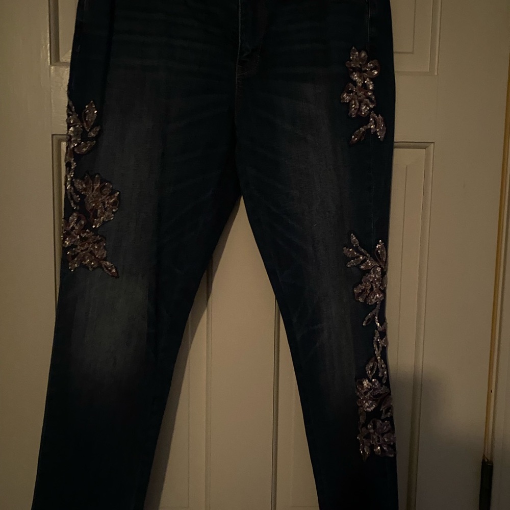 The slim embellished jeans